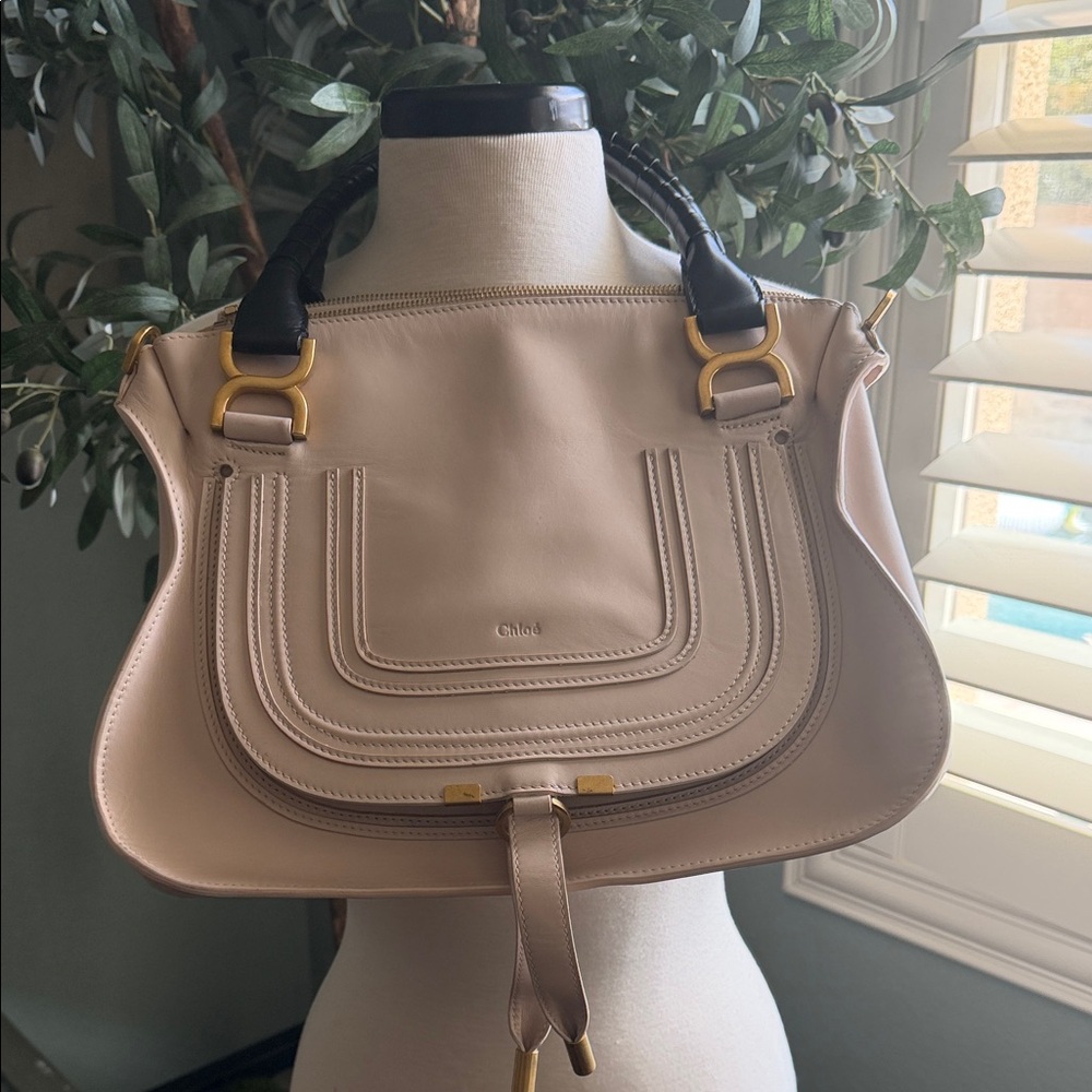 Authentic Chloe Marcie Medium Double Carry Leather Nude & Black Handles UNIQUE
